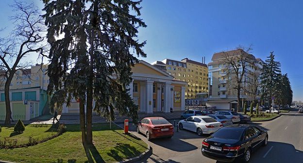 Минспорта Ставропольского края. Скриншот https://yandex.ru/maps/org/ministerstvo_fizicheskoy_kultury_i_sporta_stavropolskogo_kraya/1124018816/?ll=41.978775%2C45.043742&photos%5Bbusiness%5D=1124018816&photos%5Bid%5D=urn%3Ayandex%3Asprav%3Aphoto%3A204920940&z=16