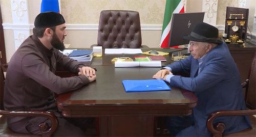 Магомед Даудов (слева) и Муса Зурабов. Фото: Кадр видео со страницы Магомеда Даудова в Instagram