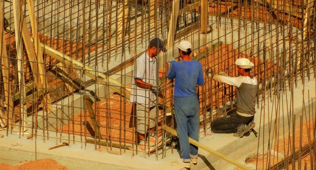 Закладка фундамента здания. Фото Нины Тумановой для "Кавказского узла"