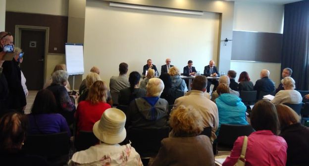 Сход владельцев самостроев в Сочи. 16 ноября 2019 года. Фото Светланы Кравченко для "Кавказского узла"