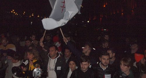 Участники акции протеста в Тбилиси. Фото Беслана Кмузова для "Кавказского узла".