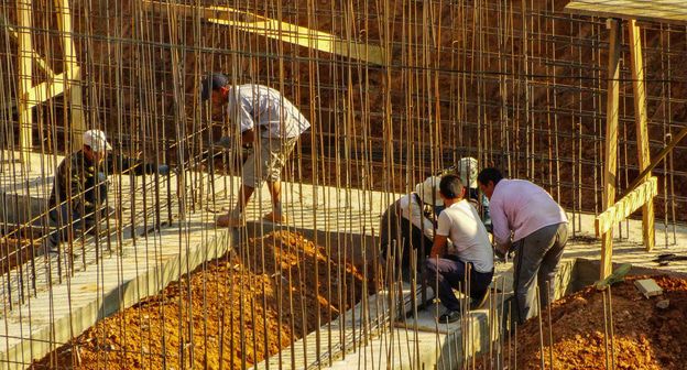 Стройка. Фото Нины Тумановой для "Кавказского узла"