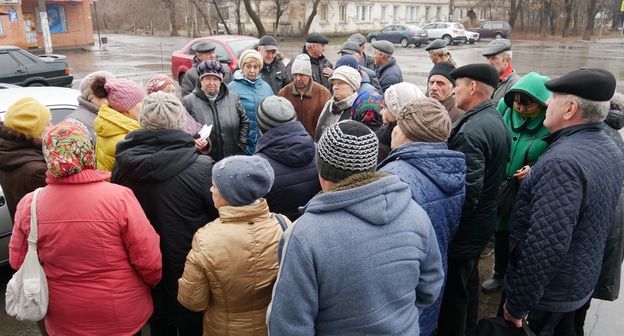 Пикет бывших работников компании "Кингкоул" в Гуково 30 ноября 2019 года. Фото Вячеслава Прудникова для "Кавказского узла"