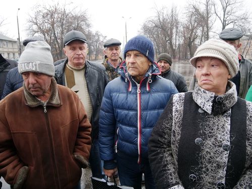 Участники пикета шахтеров в Гуково 30 ноября 2019 года. Фото Вячеслава Прудникова для «Кавказского узла»