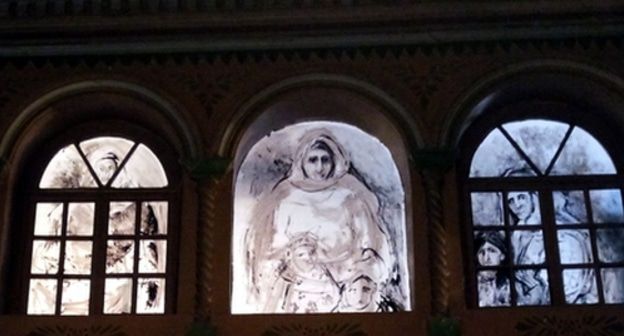 Фрагмент интерьера буйнакской синагоги. Фото Расула Магомедова для "Кавказского узла".
