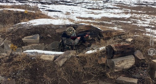 Солдаты вооруженных сил Армении. Фото: пресс-служба Минобороны  http://www.mil.am/hy/news/7282