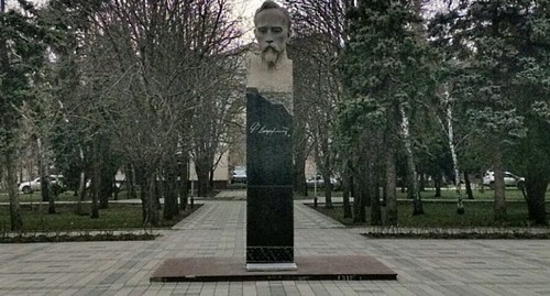 Памятник Дзержинскому в Краснодаре. Фото: Елена Синеок. "Юга.ру"