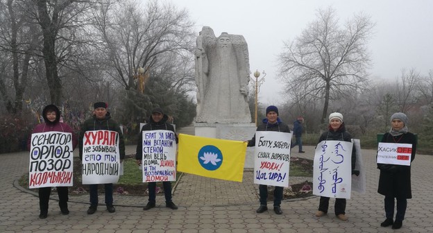 Пикеты в Элисте 12 декабря 2019 года. Фото Алены Садовской для "Кавказского узла"