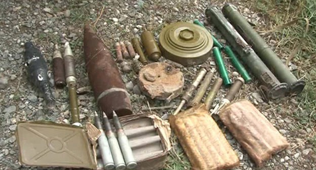 Схрон с боеприпасами. Фото: пресс-служба МЧС России