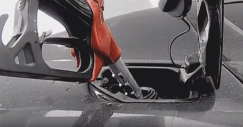 Заправка автомобиля топливом, скриншот видео https://youtu.be/Y7Dw8uR3QyE