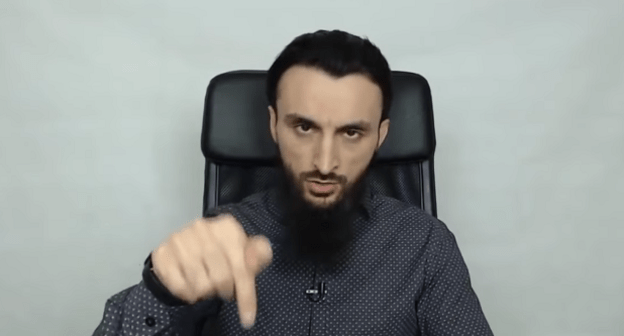 Тумсо Абдурахманов. Кадр видео https://www.youtube.com/watch?v=bsZ35llanes