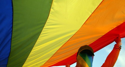 Флаг ЛГБТ-сообщества REUTERS/Bogdan Cristel 