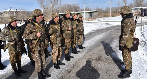 Построение в одной из воинских частей армии НКР. Фото: пресс-служба МО Армении  http://www.mil.am/hy/news/7326