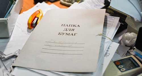 Папка для бумаг. © Фото Елены Синеок, Юга.ру