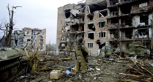 Разрушенные здания в Грозном. Январь 2000 г. Фото: Reuters/Stringer