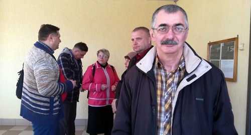 Свидетель Иеговы* Цолак пришел поддержать верующих Фото Татьяны Филимоновой для "Кавказского узла".