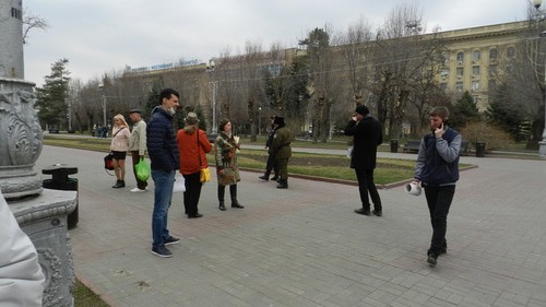 Пикетчики в центре Волгограда. Фото Татьяны Филимоновой для "Кавказского узла"