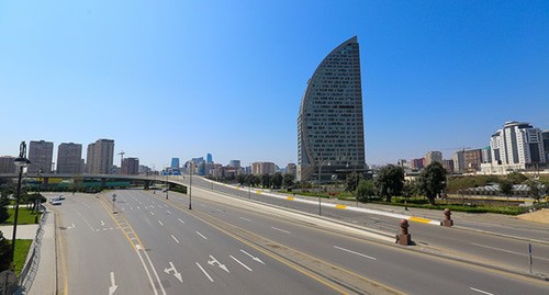 Пустые улицы Баку. Фото Азиза Каримова для "Кавказского узла"