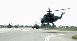 Военная техника Азербайджана. Фото пресс-службы МО Азербайджана https://mod.gov.az/az/news/elahidde-umumqosun-orduda-herbi-qulluqcular-arasinda-yaris-kecirilib-video-30631.html Военная техника Азербайджана. Фото пресс-службы МО Азербайджана https://mod.gov.az/az/news/elahidde-umumqosun-orduda-herbi-qulluqcular-arasinda-yaris-kecirilib-video-30631.html