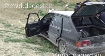 Кадр видео с места перестрелки в Дагестане. Скриншот видео МВД по РД https://05.xn--b1aew.xn--p1ai/news/item/19995126