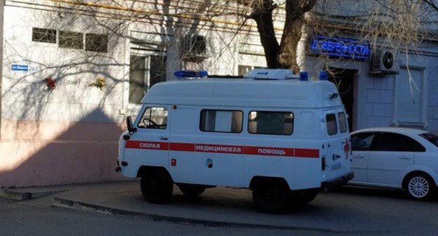 Машина скорой помощи в Элисте. Апрель 2020 года. Фото Бадмы Бурчиева для "Кавказского узла"