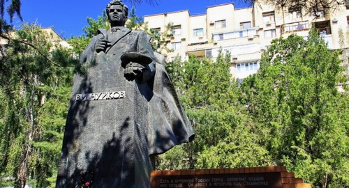 Памятник маршалу Чуйкову в Волгограде. Фото:https://ru.wikipedia.org  