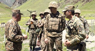 Военнослужащие армии защиты Карабаха. Фото пресс-службы МО Армении http://mil.am/hy/news/7830 Военнослужащие армии защиты Карабаха. Фото пресс-службы МО Армении http://mil.am/hy/news/7830