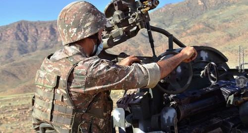 Солдат Армии обороны Карабаха. Фото пресс-службы МО Армении http://mil.am/hy/news/7934