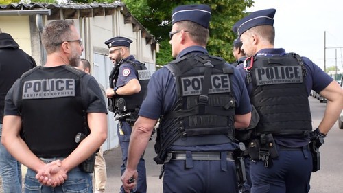 Полиция во время беспорядков в Дижоне в июне 2020 года. Фото пресс-службы Полиции Франции, https://twitter.com/PoliceNationale/status/1274023496365023233/photo/4