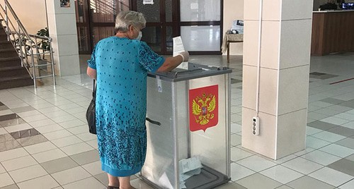 На избирательном участке в Нальчике. 1 июля 2020 г. Фото Людмилы Маратовой для "Кавказского узла"