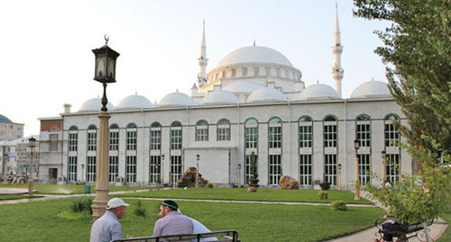 Джума-мечеть в Махачкале. Фото Руслана Алибекова для "Кавказского узла"