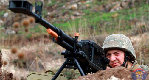Военнослужащий Армии обороны Карабаха. Фото пресс-службы Минобороны Нагорного Карабаха, http://www.nkrmil.am/news/view/2617