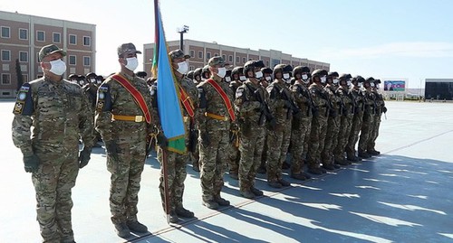 Построение в азербайджанской армии. Фото пресс-службы Минобороны Азербайджана.