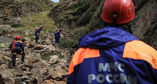Спасатели в горах Кабардино-Балкарии Фото: ГУ МЧС по КБР
Спасатели в горах Кабардино-Балкарии Фото: ГУ МЧС по КБР