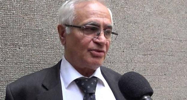 Рагим Газиев. Фото: Youtube / kanal13.TV
https://ru.sputnik.az/incidents/20171226/413377251/jeks-ministr-oborona-administrativnoe-nakazanie-baku.html