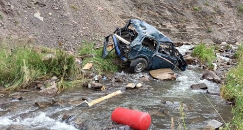 Трагедия на автодороге Мамраш-Ташкапур в Дагестане. Фото пресс-службы МВД Дагестана https://05.мвд.рф/