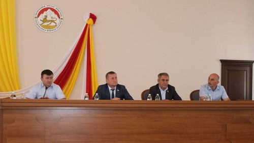 Заседание парламента Южной Осетии 29 августа 2020 года. Фото пресс-службы парламента, http://www.parliamentrso.org