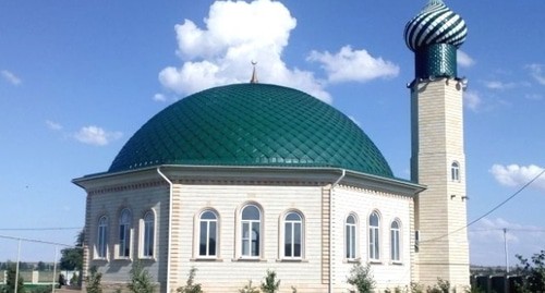 Мечеть в поселке Мирный, фото: пресс-служюа ДУМ Ставропольского края.