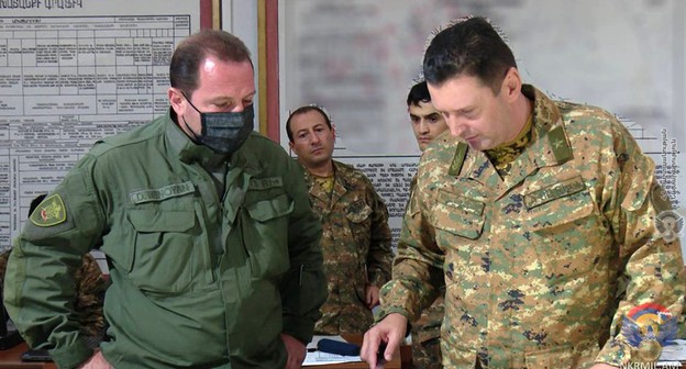 В центре боевого управления армией. Фото пресс-службы МО Армении  