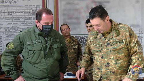 В центре боевого управления армией. Фото пресс-службы МО Армении  