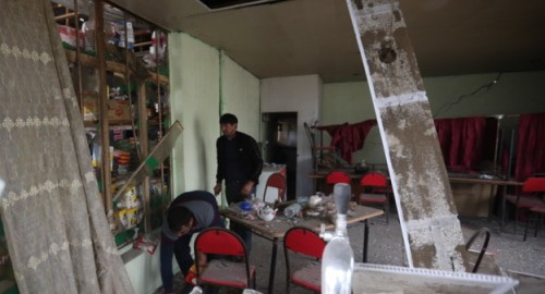 Взрыв повредил местное кафе. Фото Азиза Каримова для "Кавказского узла".
