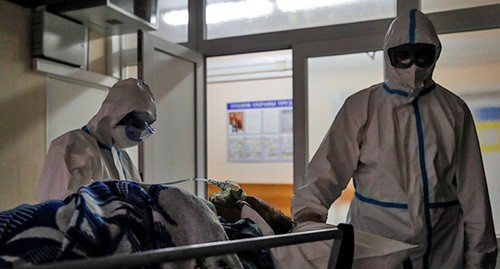 Медицинские работники. Фото: REUTERS/Maxim Shemetov