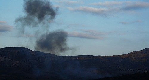 Дым на месте боевых действий в Нагорном Карабахе. Октябрь 2020 г. Фото: REUTERS/Stringer