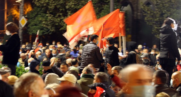 Участники акции протеста в Тбилиси 09.11.2020. Фото Инны Кукуджановой для "Кавказского узла".