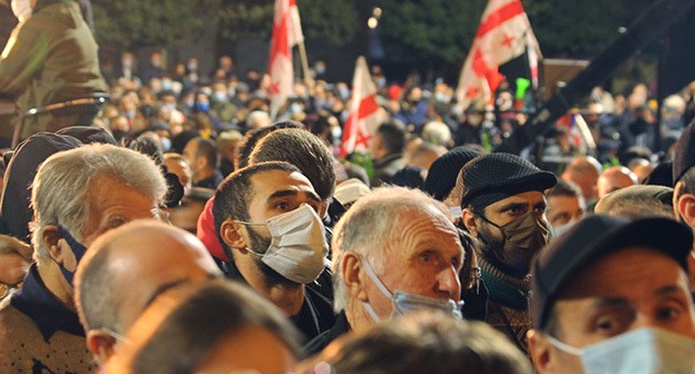 Участники протеста в Тбилиси. 10 ноября 2020 г. Фото Инны Кукуджановой для "Кавказского узла"