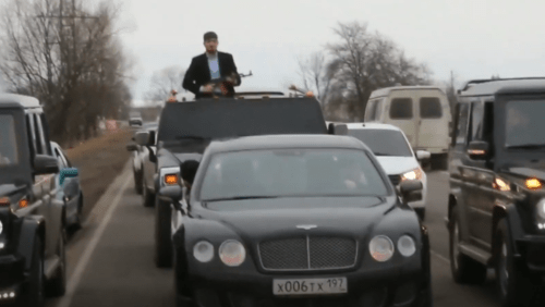 Свадебный кортеж в Ингушетии. Стоп-кадр видео https://youtu.be/RVhJ11KM3zY