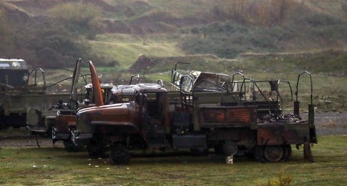 Автотехника армии Нагорного Карабаха, пострадавшая в результате военных действий. Фото Азиза Каримова для "Кавказского узла"