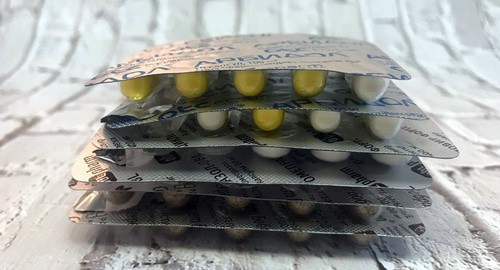 Антибиотики и противовирусные препараты. Фото Нины Тумановой для "Кавказского узла"