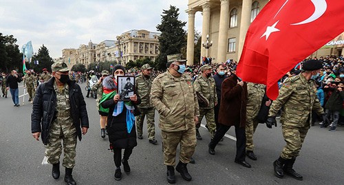 Военный парад в Баку. 10 декабря 2020 г. Фото: REUTERS/Aziz Karimov