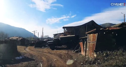 Село Хцаберд (азербайджанское название - Чайлаккала). Конец ноября 2020 года. Стоп-кадр видео https://www.facebook.com/CivilNet.TV/videos/1783518675130602
